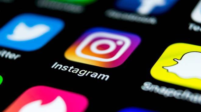 2. Cách lưu ảnh Instagram về máy tính 2. Cách lưu ảnh Instagram về máy tính